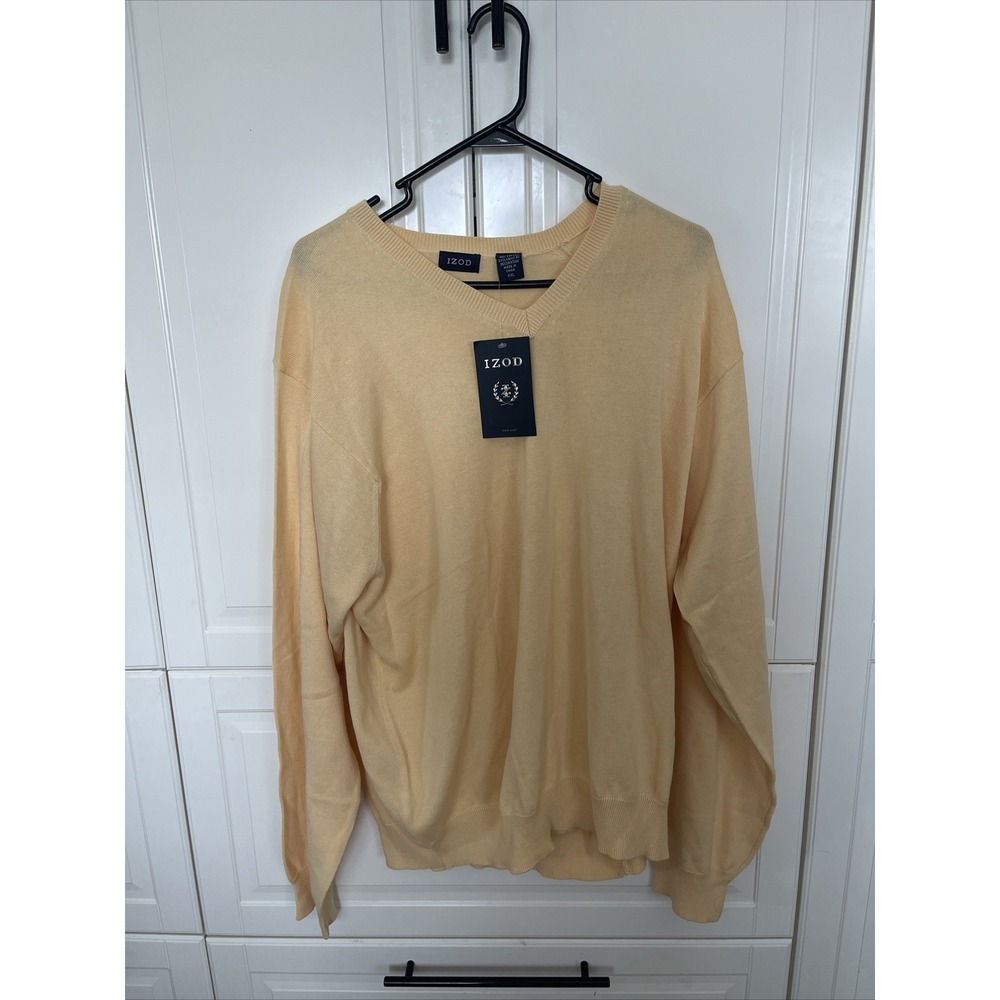 IZOD Mens Pullover V Neck Sweater Yellow Sz 2XLG, Their is small dirt on shirt